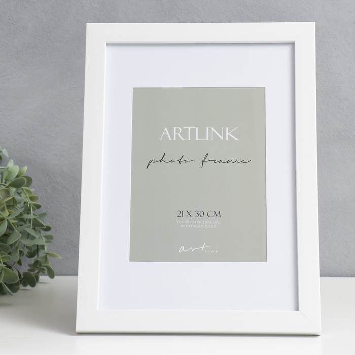 Фоторамка пластик Фоторамка пластик "Gloria" 21х30 см, с паспарту, белый