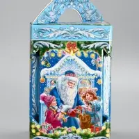 Подарочная новогодняя коробка «Новогодняя карусель» 15.8×15.8×23.5 см