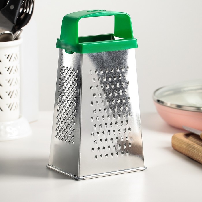 Тёрка «Универсал», 4 грани, с пластмассовой ручкой, 11×8,5×22 см, цвет МИКС Тёрка «Универсал», 4 грани, с пластмассовой ручкой, 11×8,5×22 см, цвет МИКС