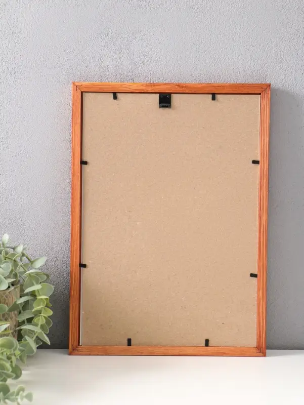 Фоторамка дерево 21х30 см, орех №1 (пластиковый экран)