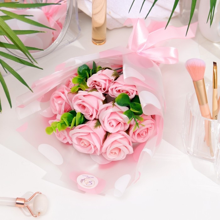 Премиальный букет из розовых мыльных роз, 11 шт Премиальный букет из розовых мыльных роз, 11 шт