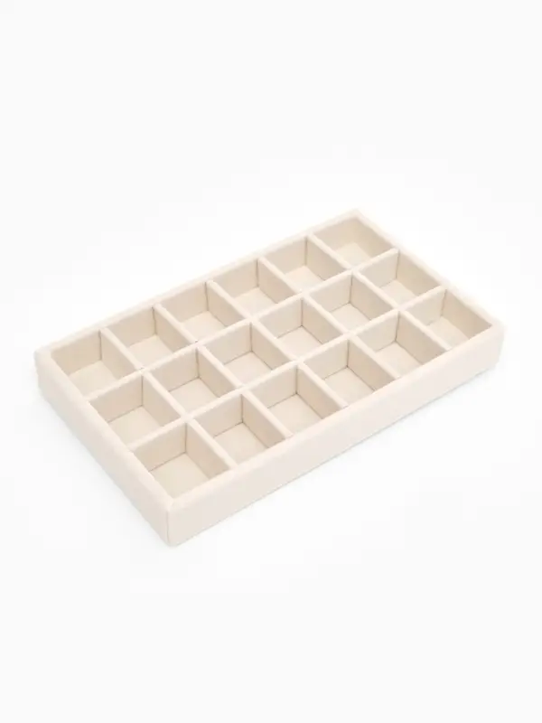 Подставка для украшений QF, 18 ячеек, флок, 21&times;12.3&times;2.5 см, бежевая