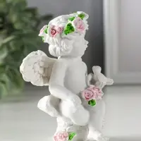 Сувенир полистоун "Ангелок в цветочном венке, с птичкой на ладоне" белый 9,5х6,5х10,5 см