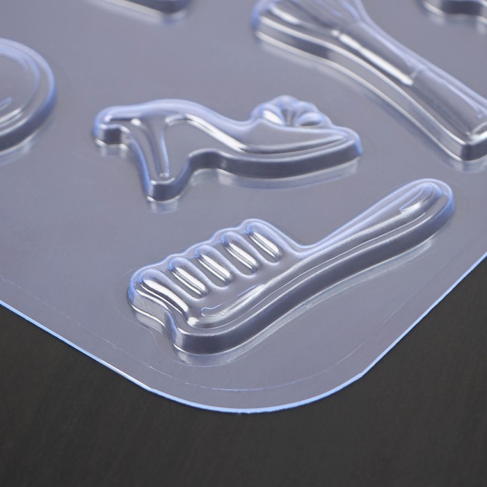 Форма для шоколада и конфет «Туфелька», 21×14 см, женский набор, пластик, прозрачная Форма для шоколада и конфет «Туфелька», 21×14 см, женский набор, пластик, прозрачная