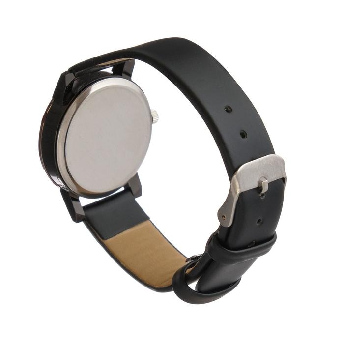 Часы наручные кварцевые женские Часы наручные кварцевые женские "Грань", d-3.1 см, черные