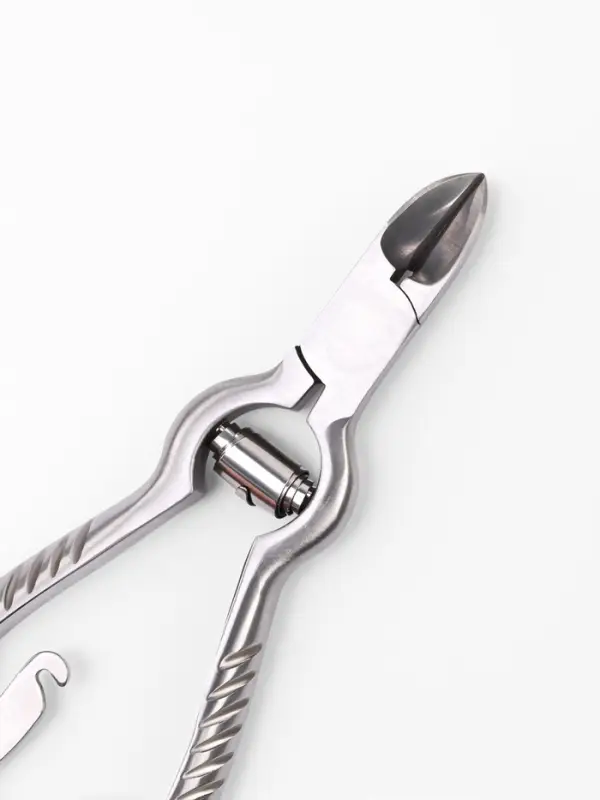 Кусачки педикюрные &laquo;Премиум&raquo;, с фиксатором, усиленные, 13.8 см, длина лезвия-19 мм