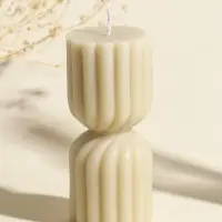 Свеча декоративная &laquo;Афина&raquo;, сливочная, 6&times;6&times;14 см