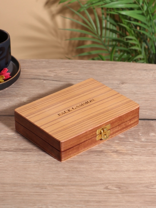 Нарды 17х12,5х3,5 см, дерево шишам, латунь Нарды 17х12,5х3,5 см, дерево шишам, латунь