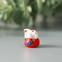 Фигурка керамика &laquo;Манэки-нэко с веером и в цветах&raquo;, 1.2&times;0.6&times;1.5 см, МИКС