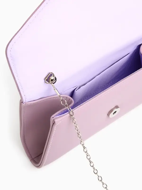 Сумка-клатч женская вечерняя на магните, на длинной цепочке, с декоративным элементом, однотонная, фиолетовая