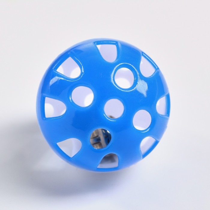 Набор из 4 шариков (диаметр шарика 4 см) с бубенчиком для кошек, микс цветов Набор из 4 шариков (диаметр шарика 4 см) с бубенчиком для кошек, микс цветов