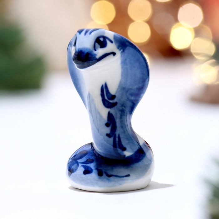 Фигурка фарфор гжель «Кобра», 5.5×3 см Фигурка фарфор гжель «Кобра», 5.5×3 см