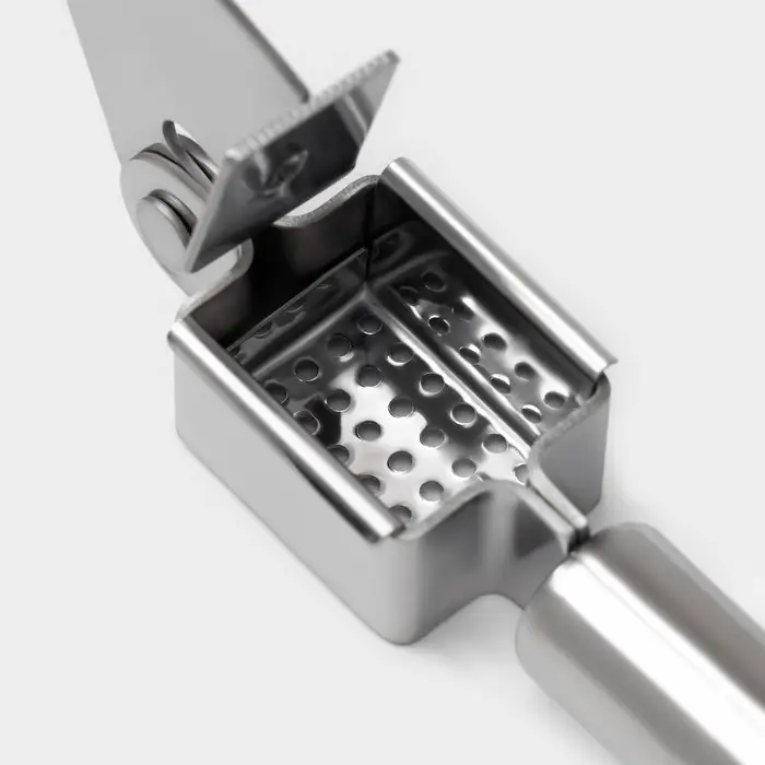 Пресс для чеснока Доляна &laquo;Металлик&raquo;, 18.5 см, серебристый