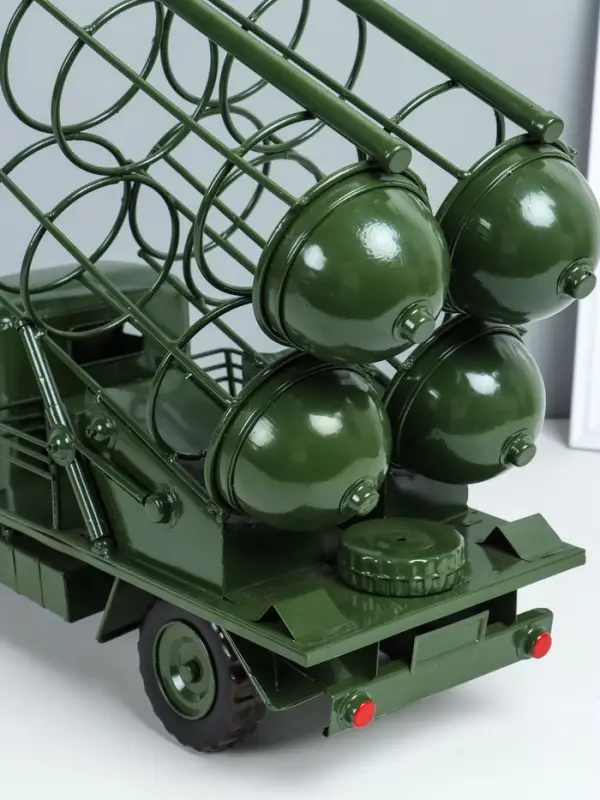 Фигурка металл, держатель для бутылок &laquo;Грузовик&raquo;, мини-бар на 4 бутылки, зелёный