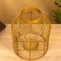 Подсвечник фонарь со стеклянной колбой 20х20х26 см, d 10 см, металл, цв. золото Подсвечник фонарь со стеклянной колбой 20х20х26 см, d 10 см, металл, цв. золото
