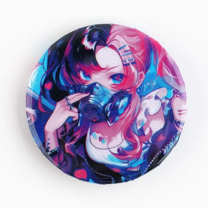 Значок закатной «Девочка в маске», d = 38мм Значок закатной «Девочка в маске», d = 38мм