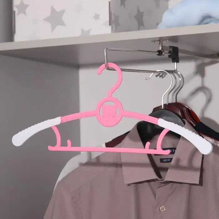 Плечики для одежды детская «Мишка», раздвижная, размер 30-34, цвет МИКС Плечики для одежды детская «Мишка», раздвижная, размер 30-34, цвет МИКС