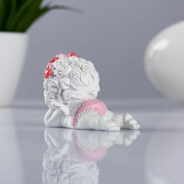 Фигура &laquo;Ангел лежит личико на ручках&raquo; 8&times;5.5&times;6.5 см