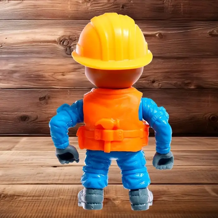 Фигурка - игрушка для мальчика &laquo;Строитель&raquo;, МИКС