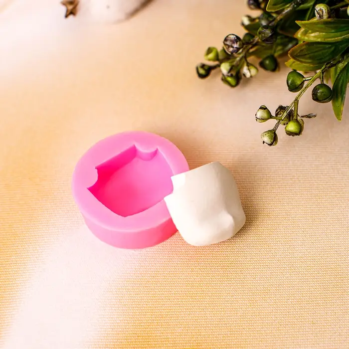 Форма силиконовая универсальная «Силуэт», размер изделия — 3,4 × 3,2 см