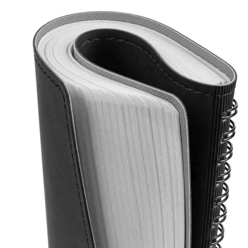 Ежедневник Spring Shall, недатированный, черный с серым Ежедневник Spring Shall, недатированный, черный с серым