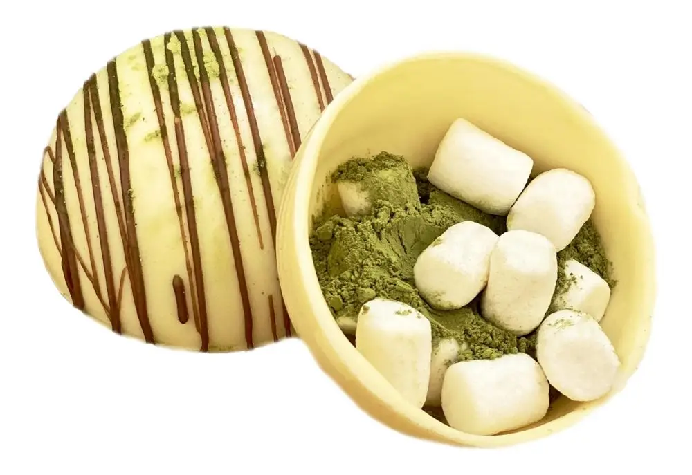 Шоколадная бомбочка «Матча латте» Шоколадная бомбочка «Матча латте»