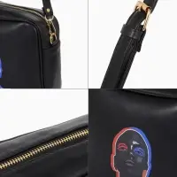 Сумка женская на молнии TEXTURA, 22&times;8&times;17 см, с цветным принтом, чёрная