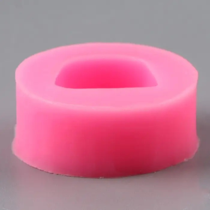 Форма силиконовая универсальная «Лик», размер изделия — 2,1 × 1,9 см