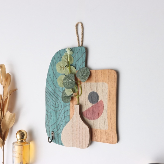 Крючки декоративные дерево Крючки декоративные дерево "Абстракция. Ваза с цветком" 1,5х19,5х23,5 см