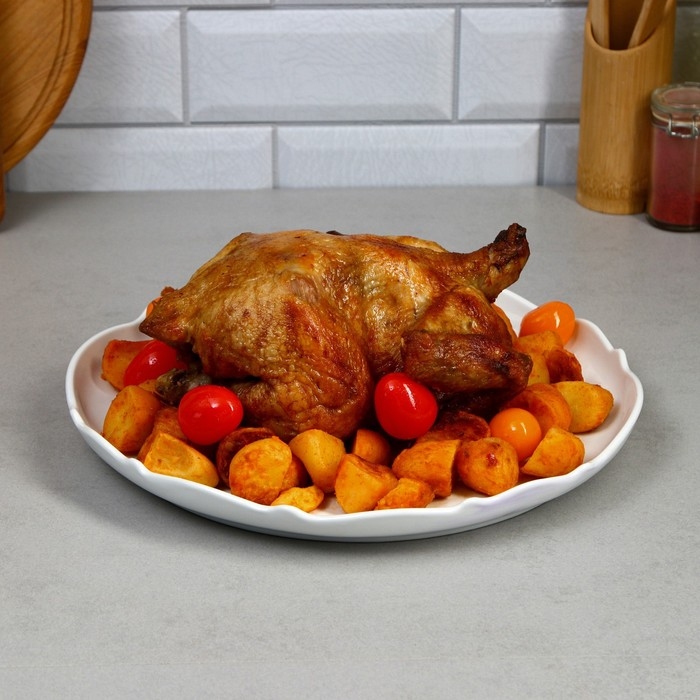 Блюдо «Волна», 30 см, круглое, фарфор, Иран Блюдо «Волна», 30 см, круглое, фарфор, Иран