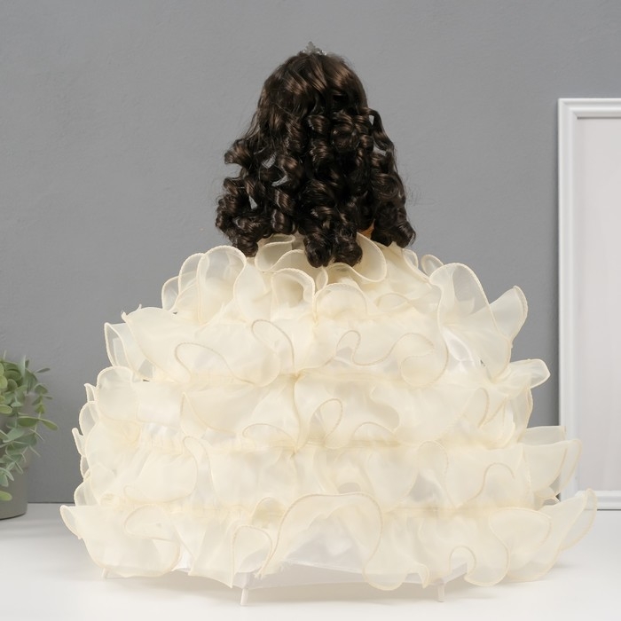 Кукла коллекционная зонтик керамика Кукла коллекционная зонтик керамика "Леди в молочном платье с розой, в тиаре" 45 см