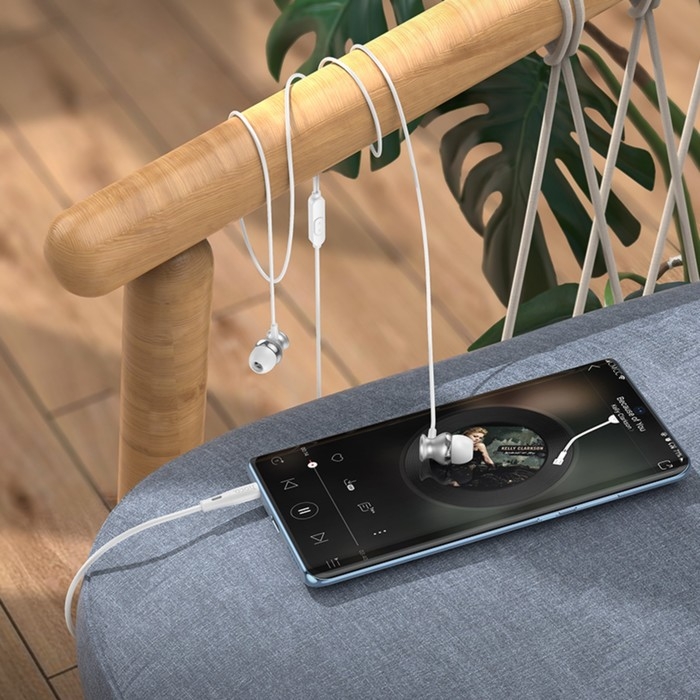 Наушники Hoco M106, проводные, вакуумные, микрофон, 1.2 м, серебристый Наушники Hoco M106, проводные, вакуумные, микрофон, 1.2 м, серебристый