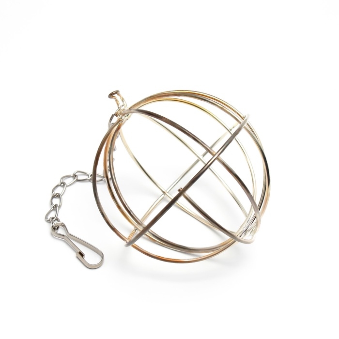 Кормушка для сена металлическая сфера, 8 х 8 х 15 см Кормушка для сена металлическая сфера, 8 х 8 х 15 см