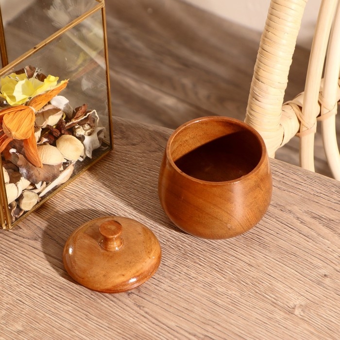 Сахарница с крышкой "Акация" дерево 9х9х10 см