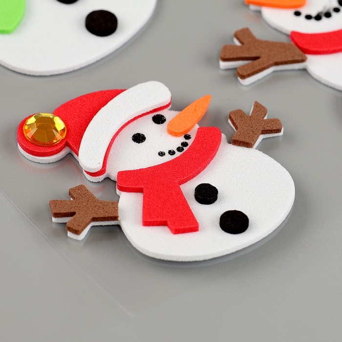 Набор наклеек из EVA  Набор наклеек из EVA "Снеговики", 6 шт