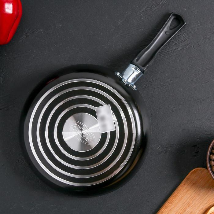 Сковорода Consul, d=22 см, стеклянная крышка, антипригарное покрытие, цвет чёрный Сковорода Consul, d=22 см, стеклянная крышка, антипригарное покрытие, цвет чёрный