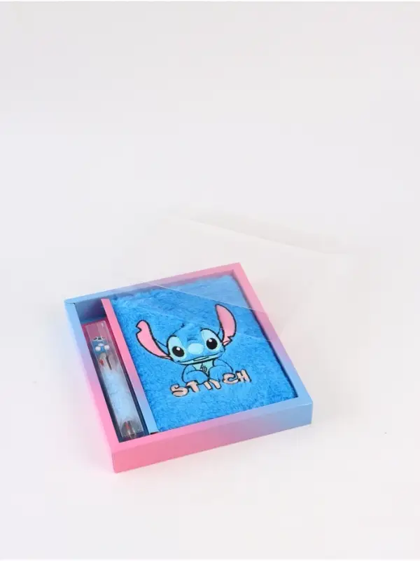 Пушистый блокнот и ручка многоцветная Стич, голубой Пушистый блокнот и ручка многоцветная Стич, голубой