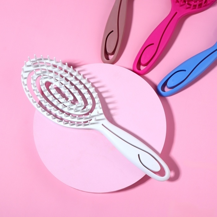 Расчёска массажная, вентилируемая, 7 &times; 23,5 см, цвет МИКС