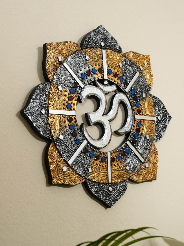 Панно резное МДФ "ОМ", 30х30х0,6 см, серебрянное основание