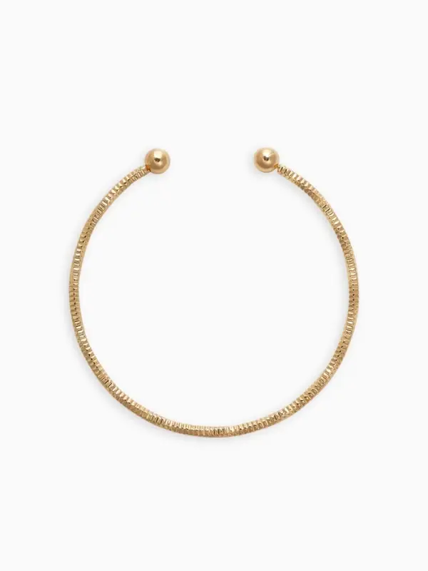 Набор 2 предмета: чокер, браслет «Обруч» сердце, цвет золото Набор 2 предмета: чокер, браслет «Обруч» сердце, цвет золото