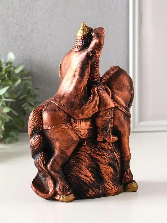 Фигура гипс «Богатырь на коне», 25×19×11 см Фигура гипс «Богатырь на коне», 25×19×11 см