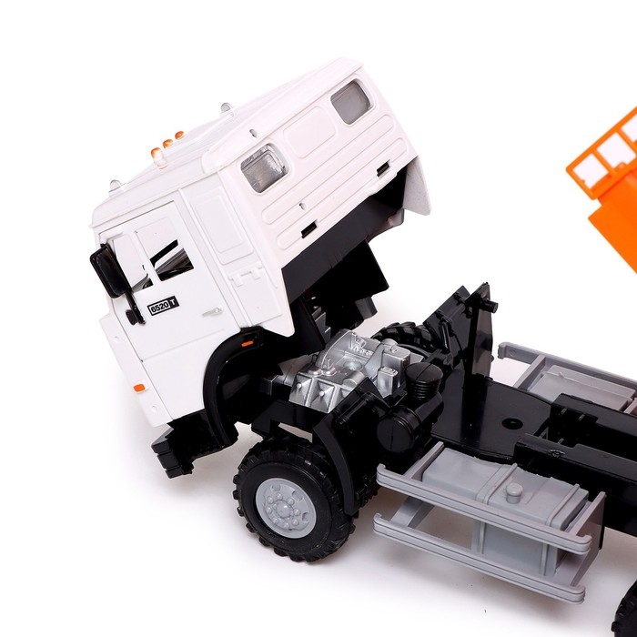 Грузовик «КАМАЗ. Самосвал», свет и звук Грузовик «КАМАЗ. Самосвал», свет и звук