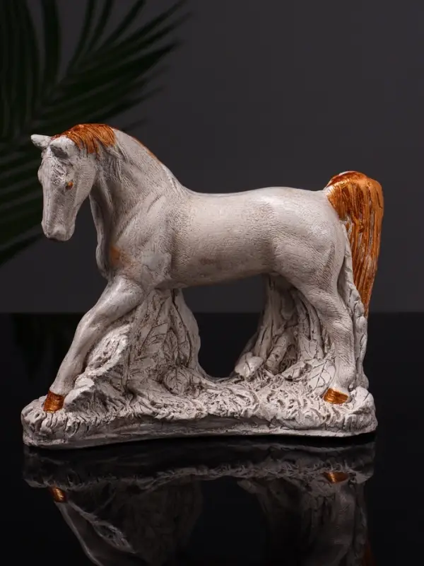 Фигурка гипс &laquo;Конь Граф&raquo;, 12&times;16&times;6 см, бежевая