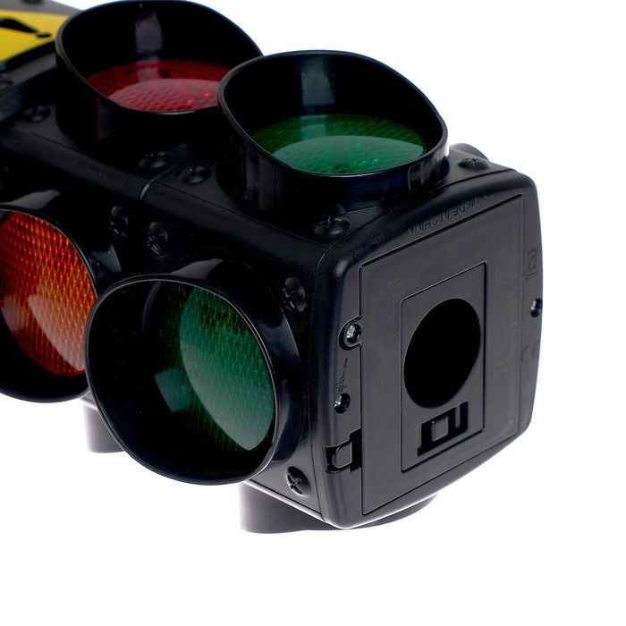 Светофор &laquo;Главная дорога&raquo;, высота 75 см, световые и звуковые эффекты