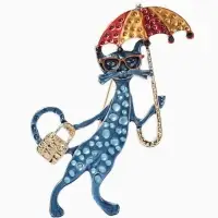 Брошь &laquo;Кошка&raquo; с зонтом, цветная в золоте