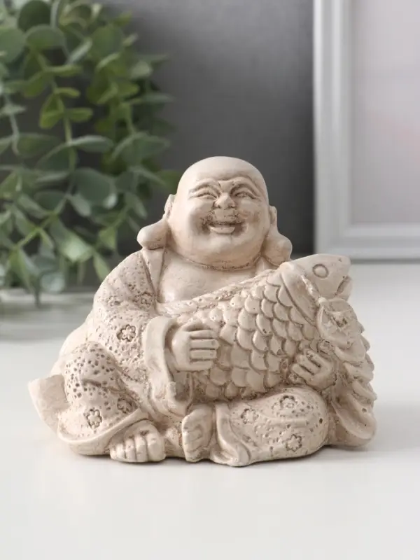 Фигура «Хотей с рыбой», 8.5×11×9 см, слоновая кость