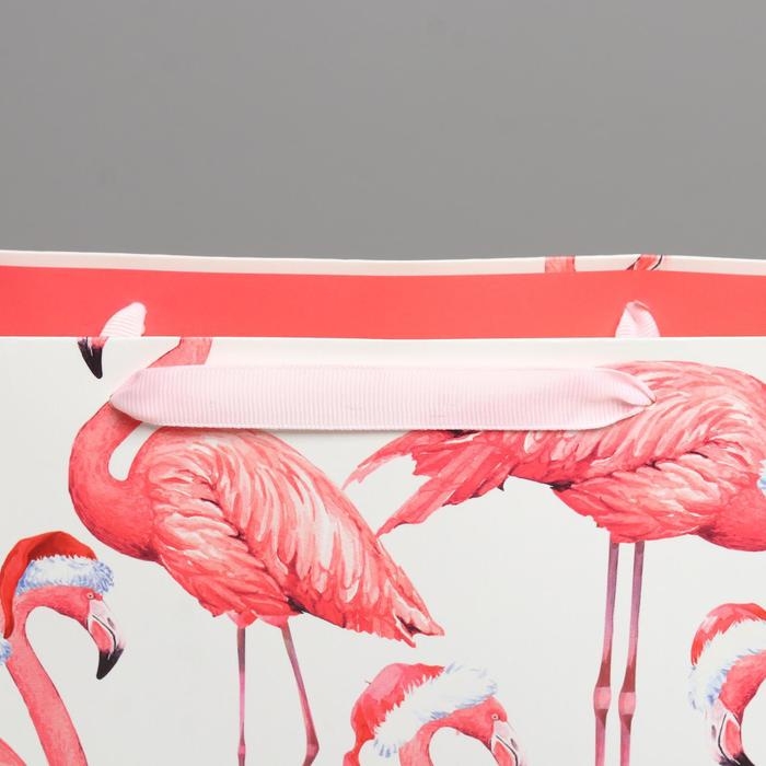 Пакет подарочный новогодний ламинированный «Новогодний фламинго», L 31 х 40 х 11,5 см