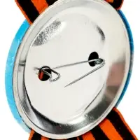 Значок закатной с георгиевской лентой &laquo;9 мая&raquo;