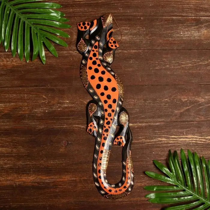 Панно настенное дерево  Панно настенное дерево "Геккон с яркими лапками" 1,2х11х50 см