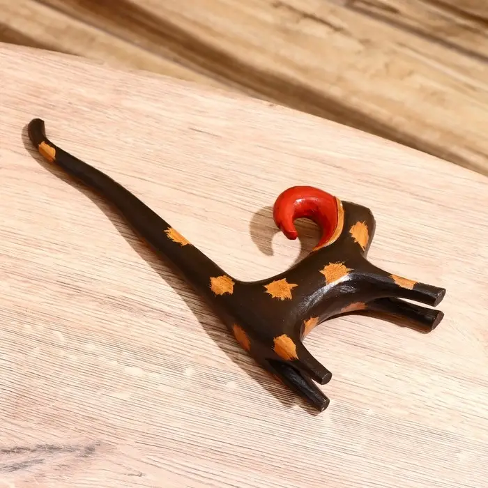 Сувенир дерево "Кошка под кольца черная с колпаком" 13х4х32 см